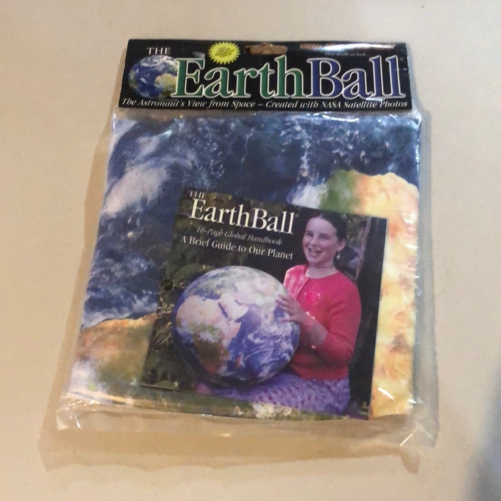 16 inch Earth Ball
